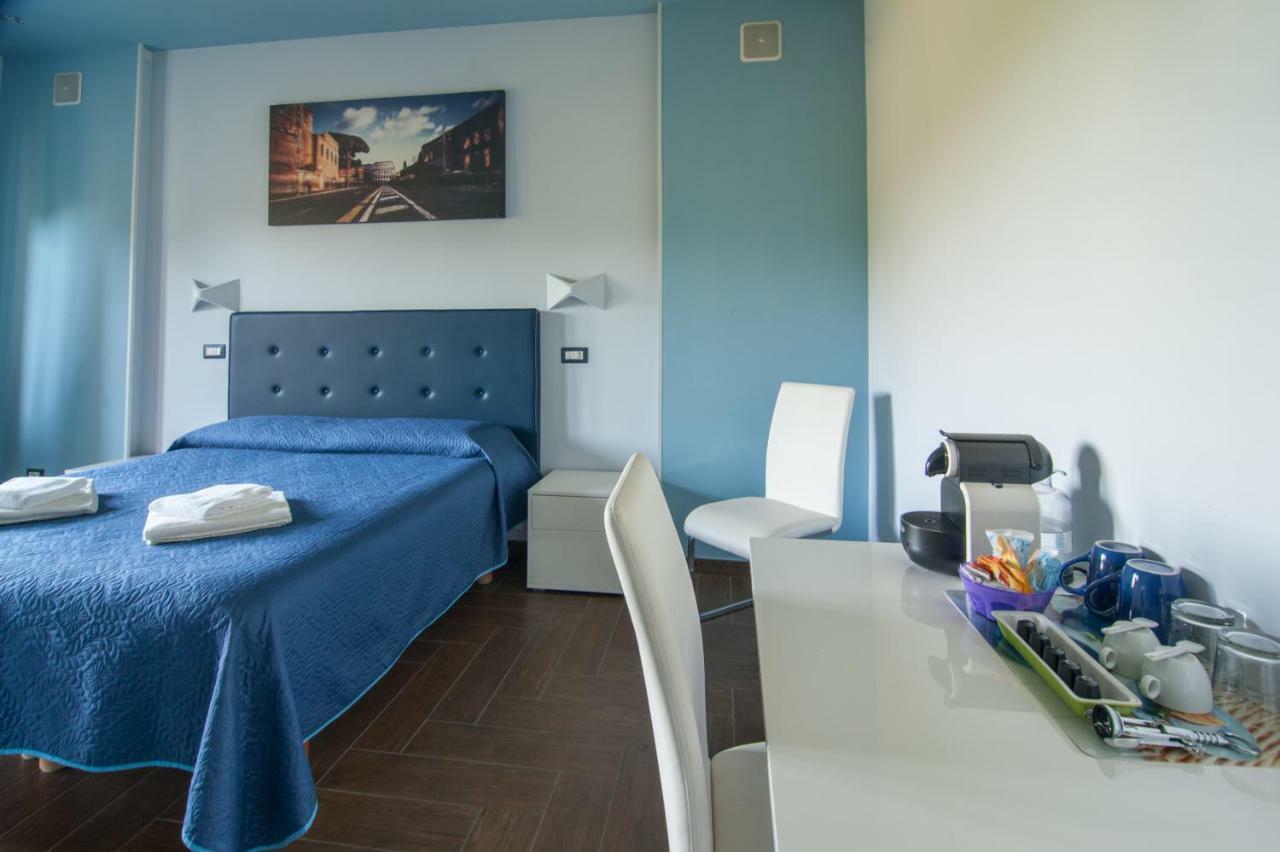 Hotel World Wide Bed - Prenestino Rzym Zewnętrze zdjęcie